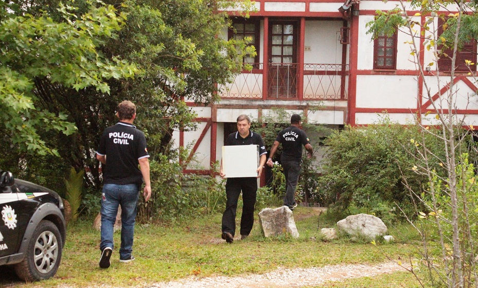 20141209110757policiais_na_acao