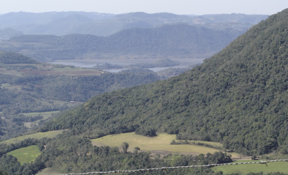 upload-20141223112821quarta_colonia_suzane_marcuzzo__2_