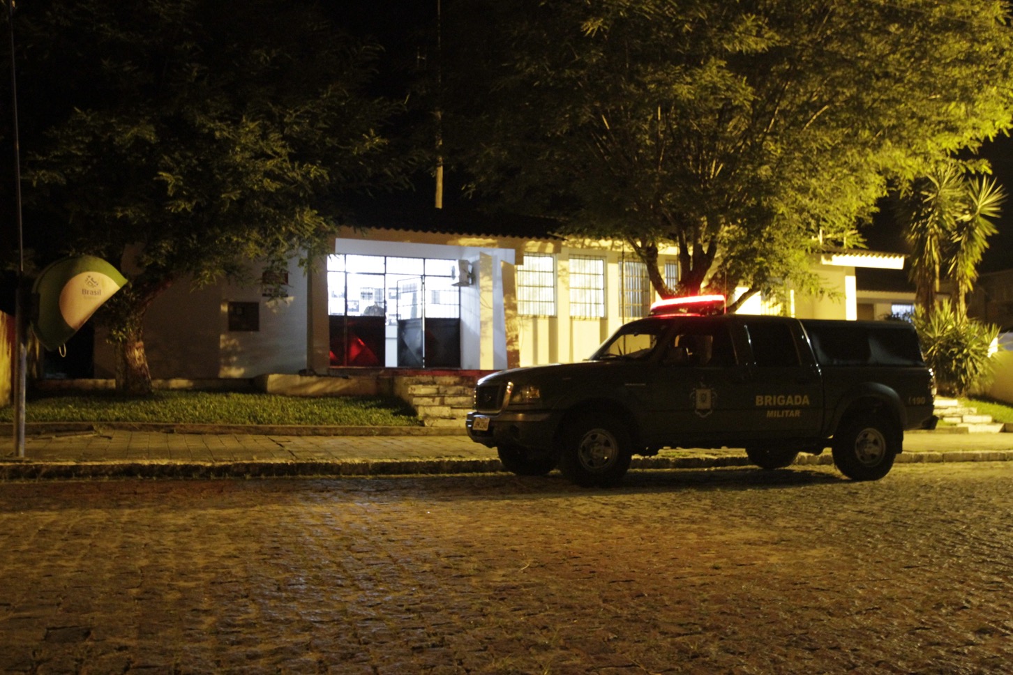 Bandidos invadem residência no interior de São Sepé