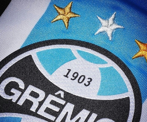 Grêmio divulga valores da nova camiseta à véspera do lançamento