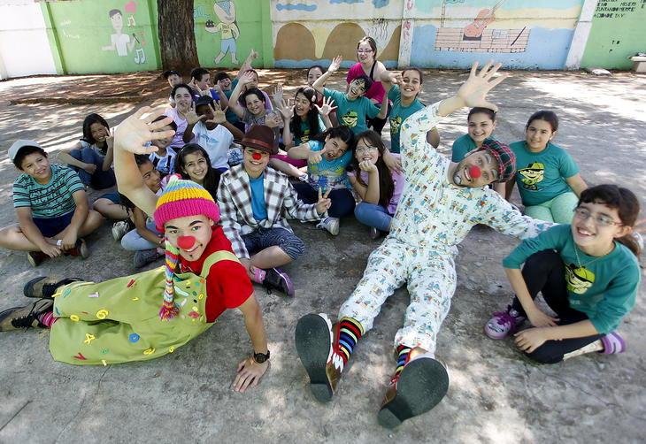 Formigueiro recebe projeto gratuito nas escolas sobre a arte do circo