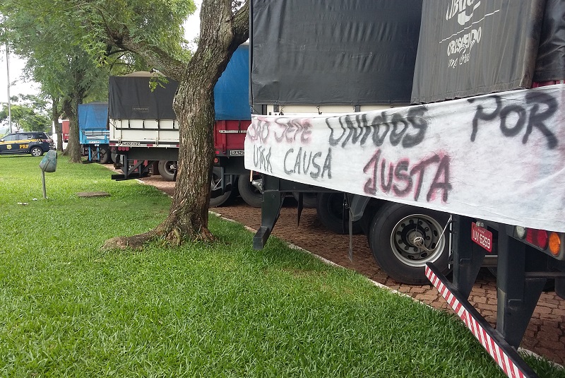 PROTESTO CAMINHONEIROS 02.03 (29)