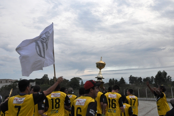 Nos pênaltis, Santos vence Pamta e leva municipal 2015 de futebol de campo
