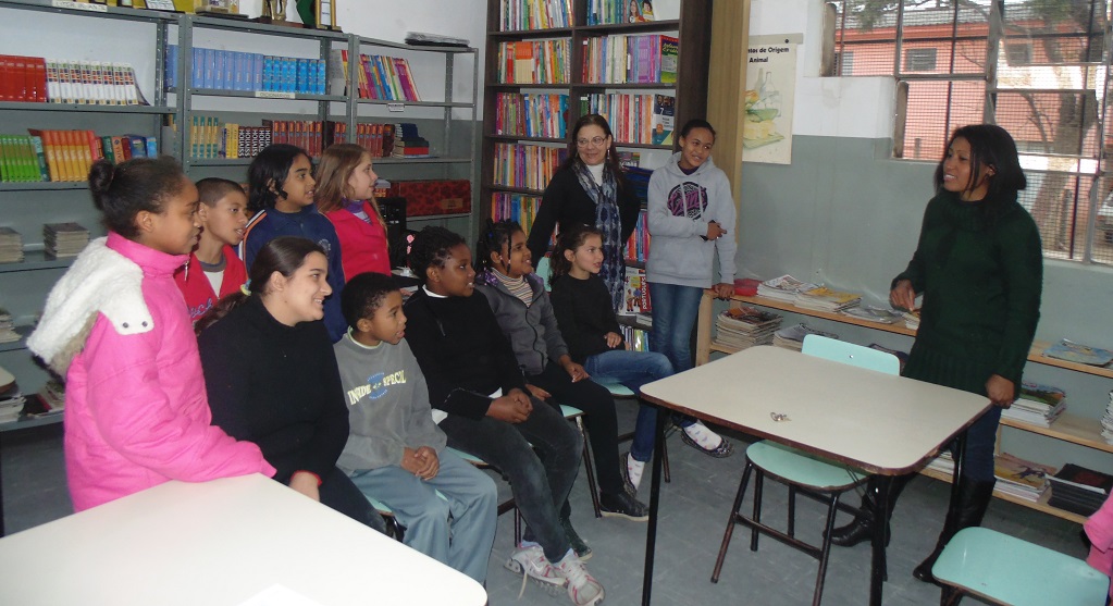 projeto escolas musica canto feliz