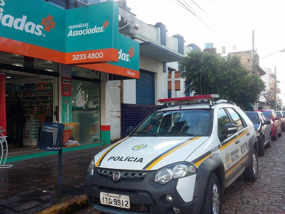 Mulher furta hidratantes em farmácia no centro de São Sepé