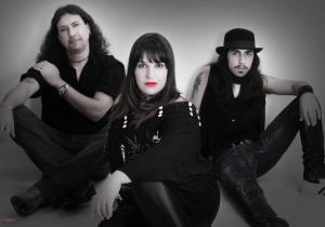 29622_572175959465741_264674470_n