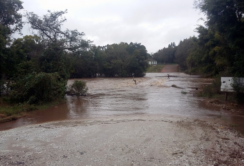 JULHO 2015 (42) ENCHENTE PONTE FRAGA CAÇA E PESCA