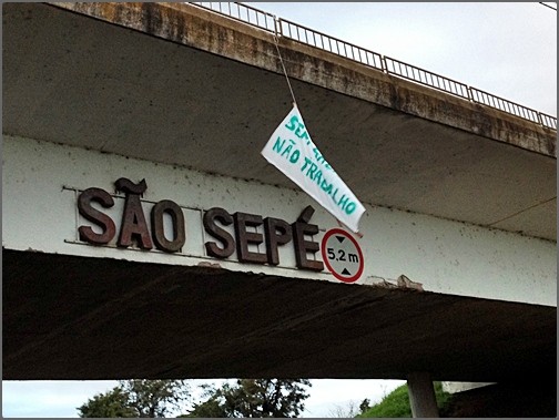 Servidores da segurança pública protestam em São Sepé