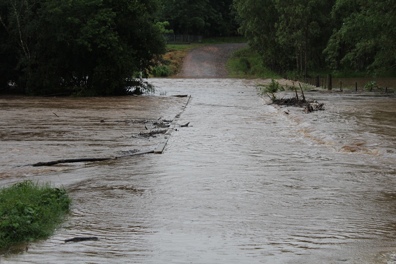 CHUVA ENCHENTE DEZEMBRO 2015 (2)