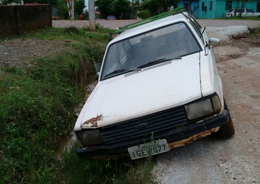 carro valeta bairro londero (2)