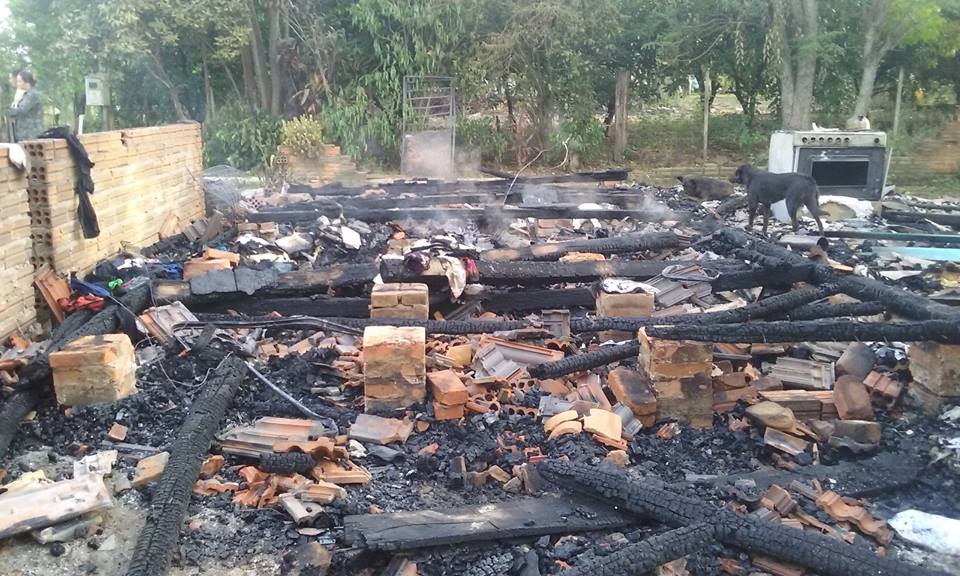 incendio raio cerro do louro formigueiro (2)