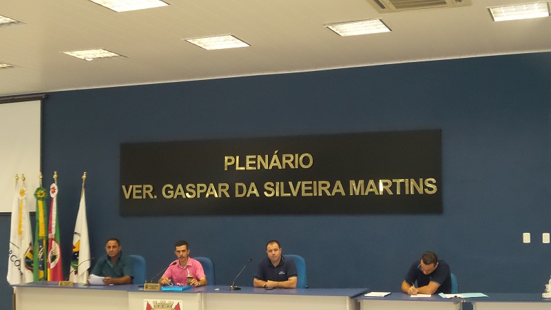 Vereadores aprovam projeto que garante contratação de funcionários para creches de São Sepé