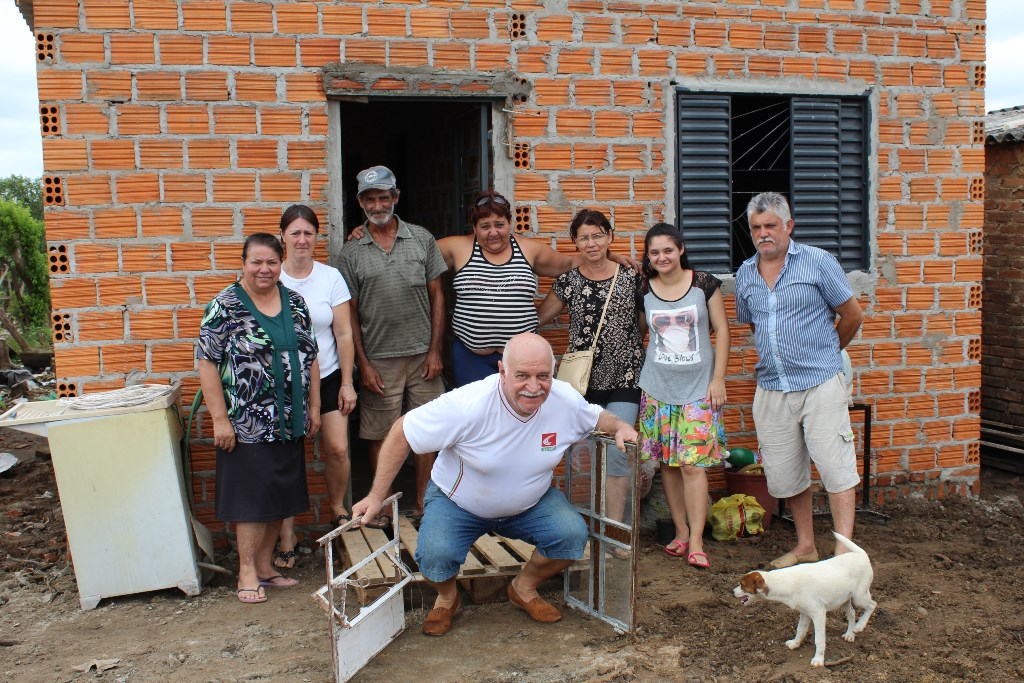 bombeiros e casa bairro tatsch (3)