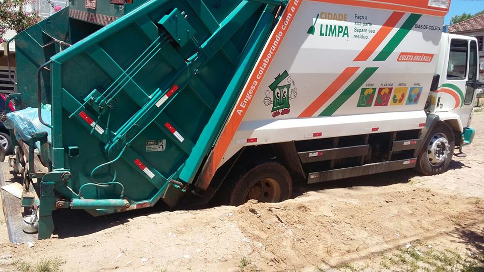 caminhao lixo