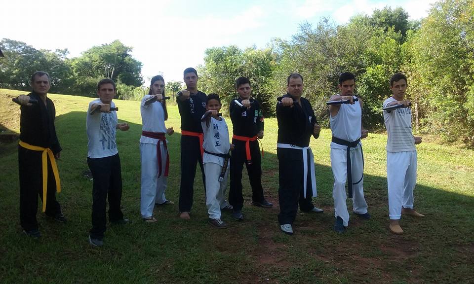 tonfa clube garra 1