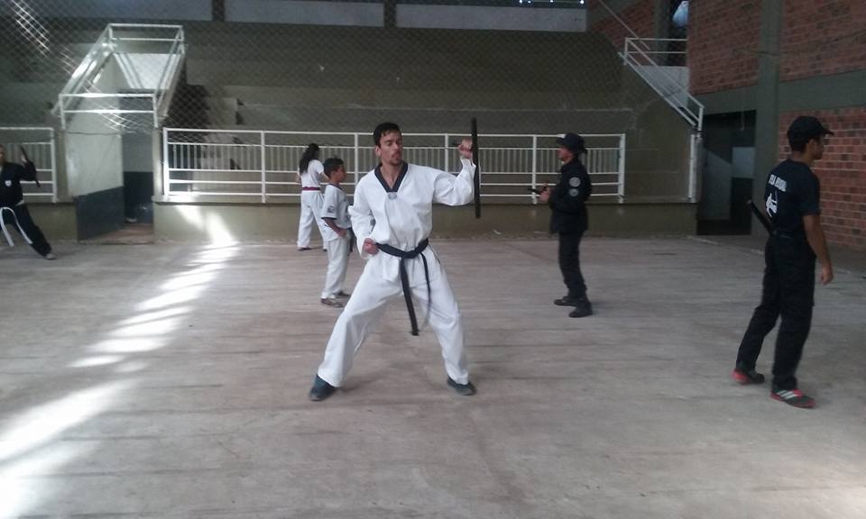tonfa clube garra 2