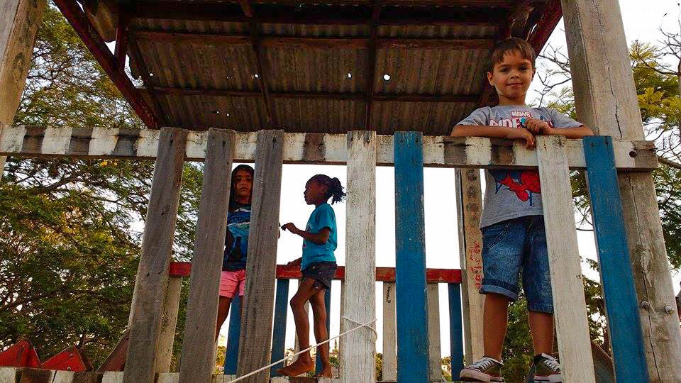 12833334_1016130181779413_1964541583_n-2