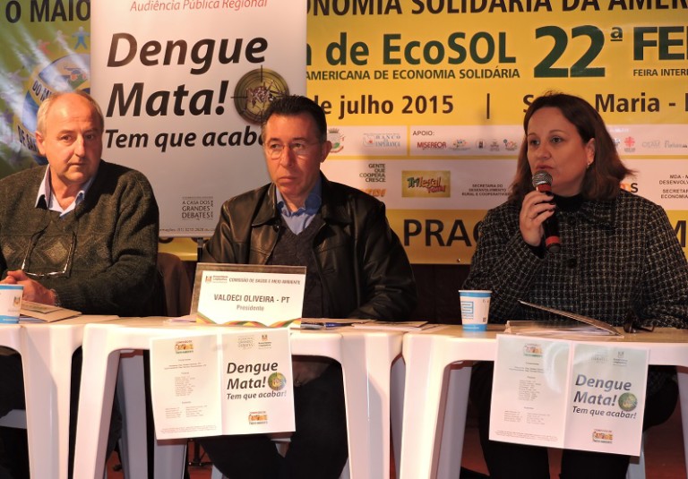 Projeto do deputado Valdeci Oliveira sobre Aedes Aegypti vira lei estadual