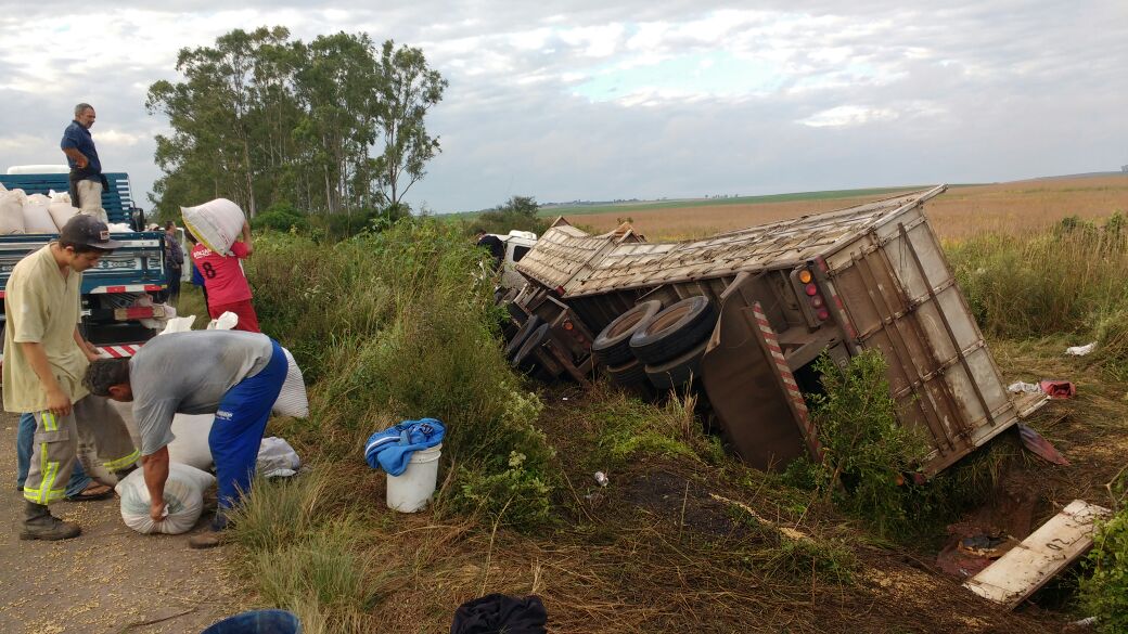 carreta tomba br 392 (1)