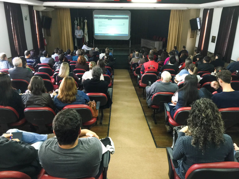 Prestadores de Serviços passam por treinamento antes do início da Nota Fiscal Eletrônica