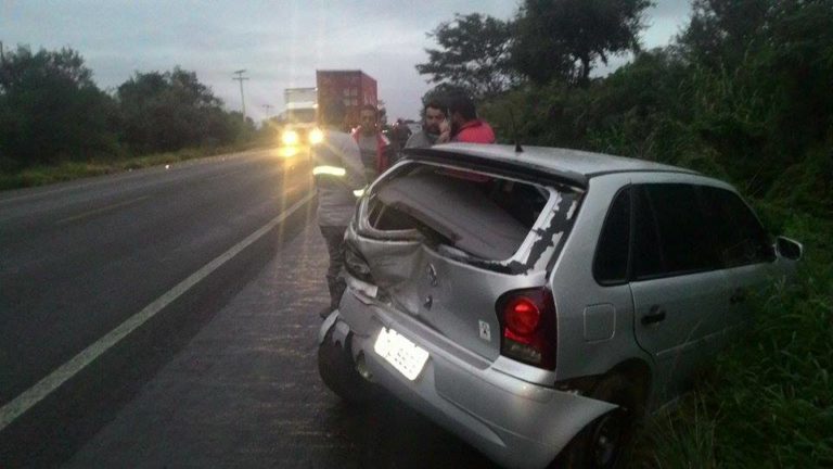 Dois veículos se envolvem em acidente de trânsito na BR-392, em São Sepé