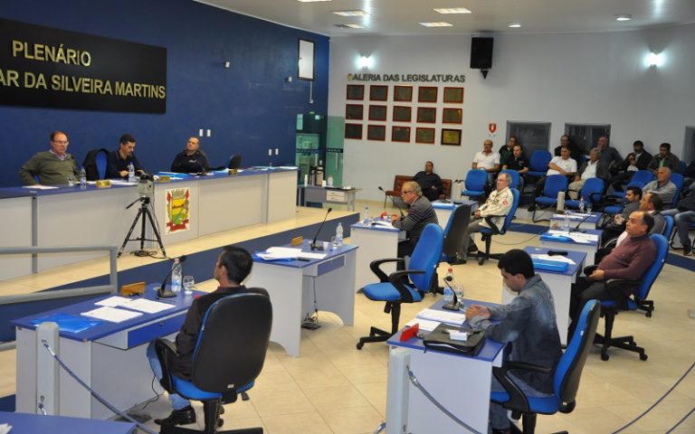 Subsídios dos vereadores e prefeito de São Sepé estarão em discussão nesta terça