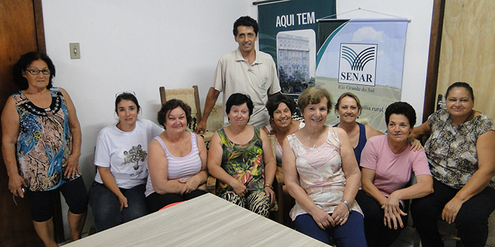 Moradores de Formigueiro participam de curso de capacitação