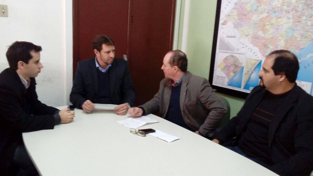 13388975_1047421582018871_1002837179_o