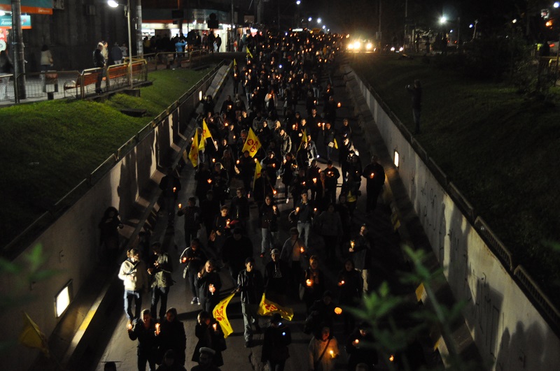 Passeata Luminosa. Foto Maiquel Rosauro II