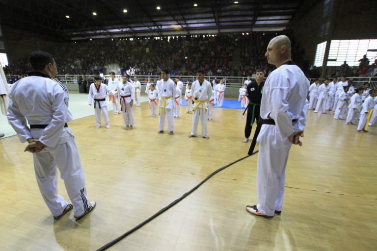 Projeto de Taekwondo “Educar” abre vagas para novos alunos