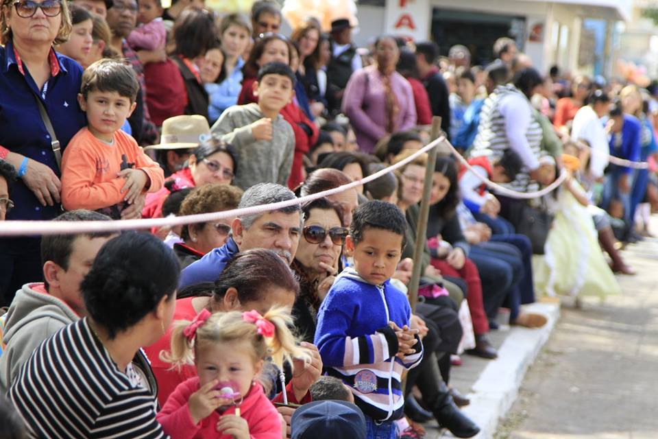 desfile-farroupilha-2016-20-de-setembro-cavalos-10