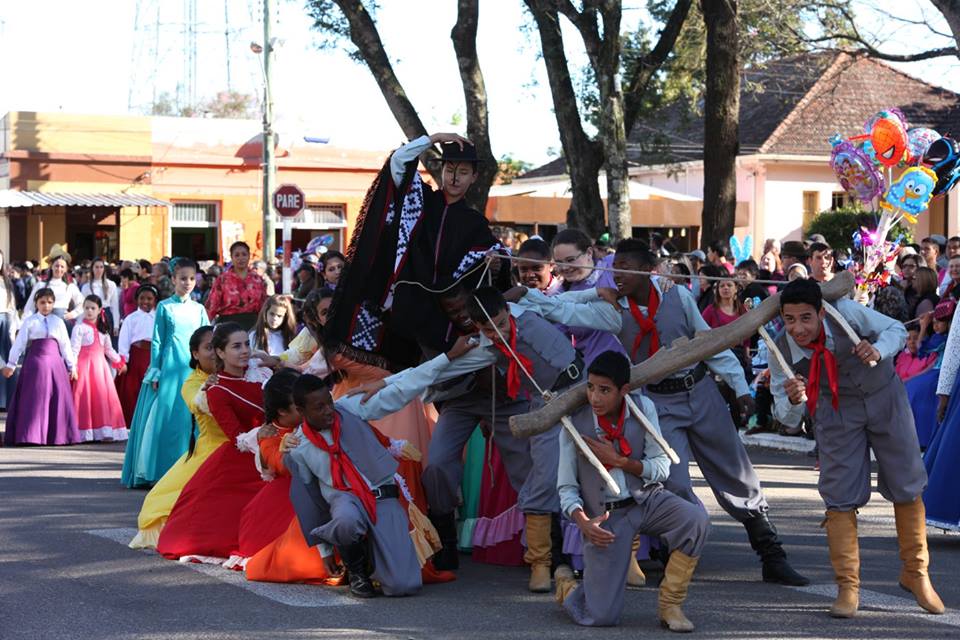 desfile-farroupilha-2016-20-de-setembro-cavalos-34