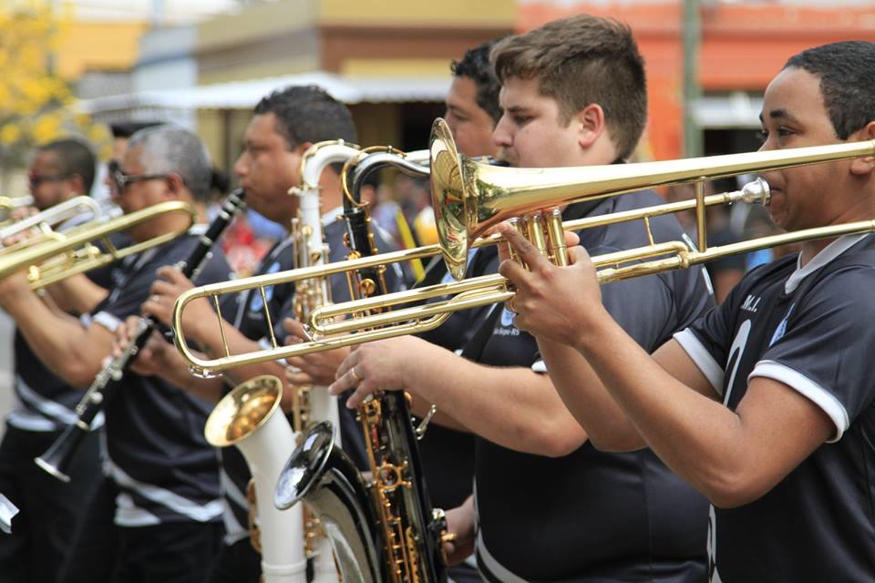 desfile-farroupilha-2016-20-de-setembro-cavalos-7