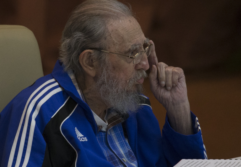 Cinzas de Fidel Castro serão levadas para Santiago, em Cuba