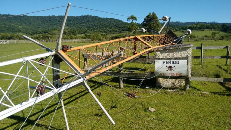 Polícia aponta como criminosa queda de torre de rádio em Jaguari