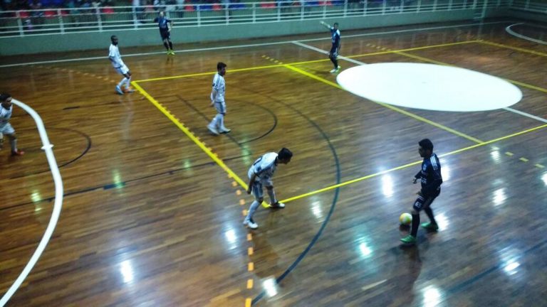 Futsal: Cohab e Cristo Rei em vantagem para o segundo jogo da semifinal