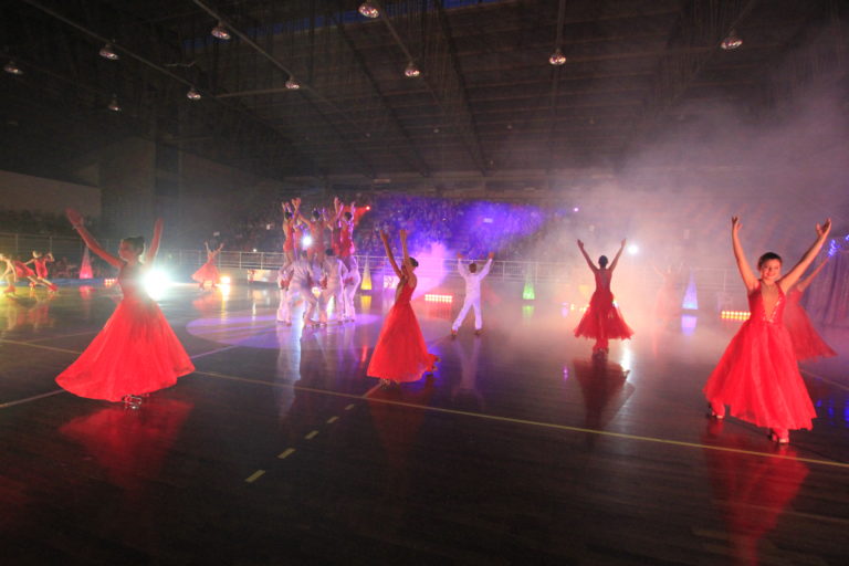 Show de patinação encantou sepeenses no final de semana