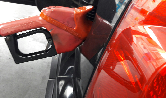 Preço do litro de combustíveis deve ter redução, aponta pesquisa