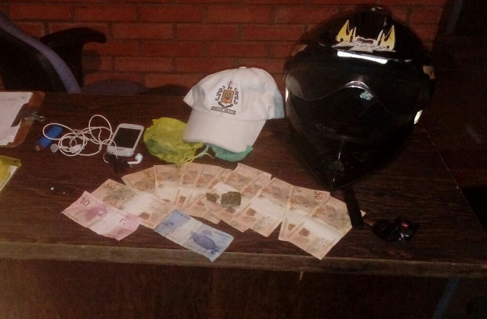 Brigada Militar apreende drogas e dinheiro em São Sepé