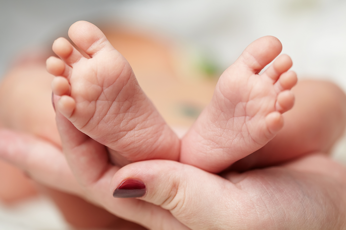 Junho Lilás assinala importância do Teste do Pezinho para saúde do bebê