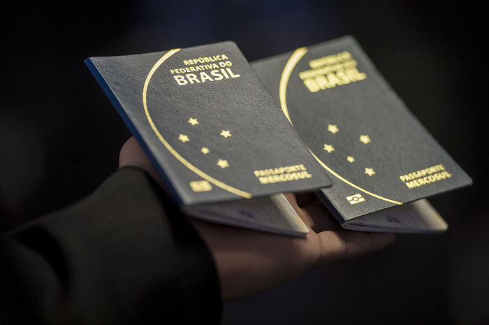 Sancionado projeto que libera R$ 102 milhões para emissão de passaportes