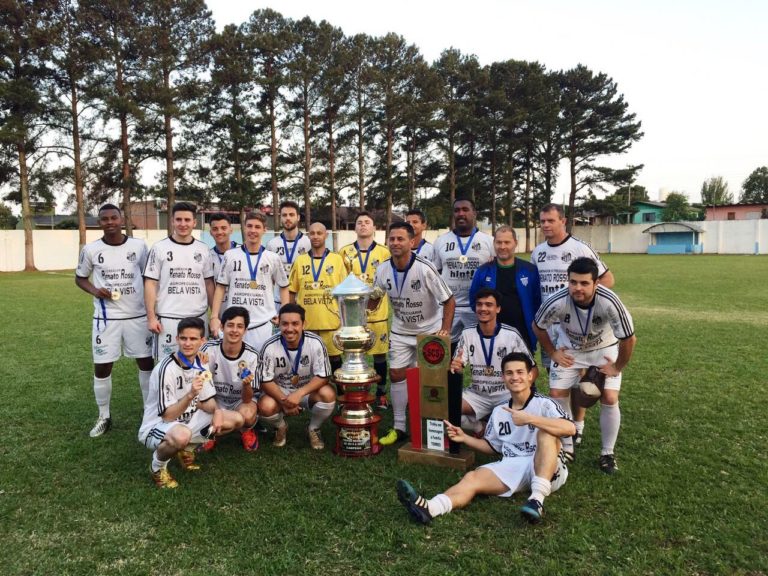 Santos F.C. vence torneio em Restinga Sêca