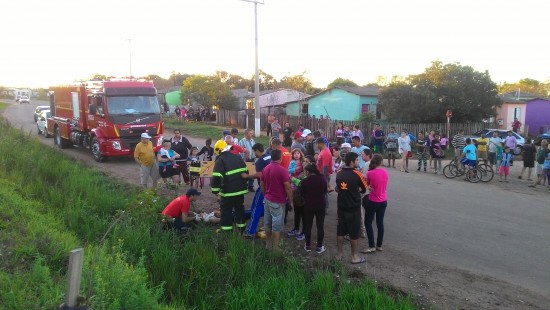 Quatro pessoas da mesma família são atropeladas por carro no Bairro Lôndero