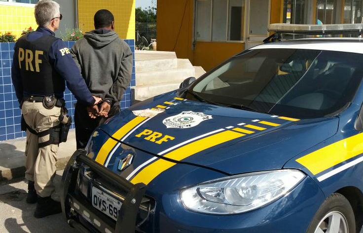 Suspeito de assalto em Caçapava do Sul é preso pela PRF