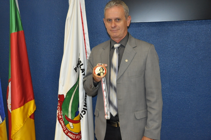 Renato Rosso (PP) recebe reconhecimento por atuação como vereador
