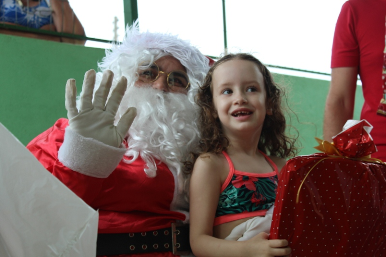 Campanha de Natal doa mais de 500 presentes em São Sepé