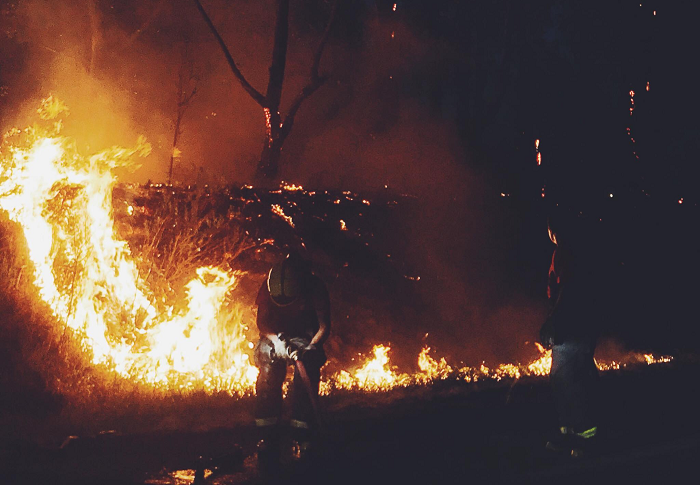 Incêndio às margens da BR-392 em São Sepé afeta trânsito de veículos