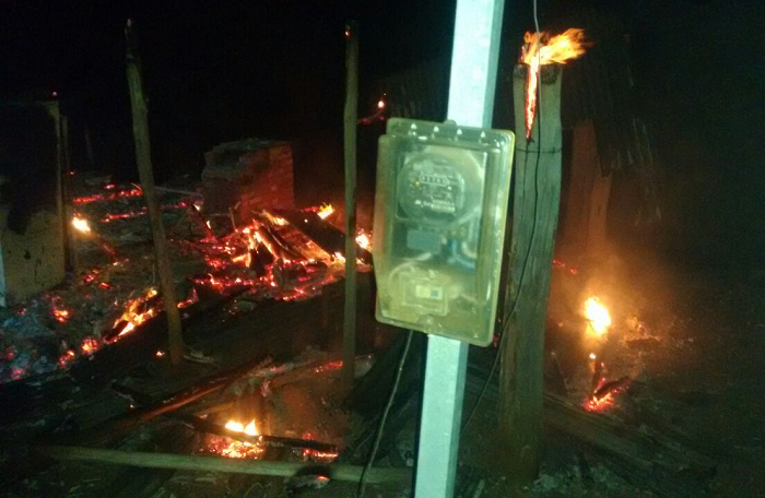Incêndio destrói casa no interior de São Sepé