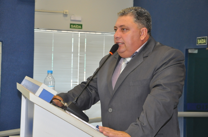 Cerimônia empossa Janir Machado como presidente da Câmara de São Sepé
