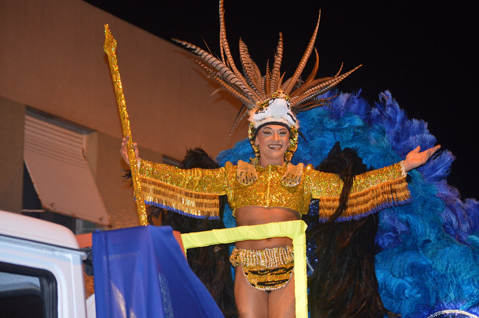 Terceira noite de Carnaval em Caçapava do Sul teve baile e desfile de duas escolas
